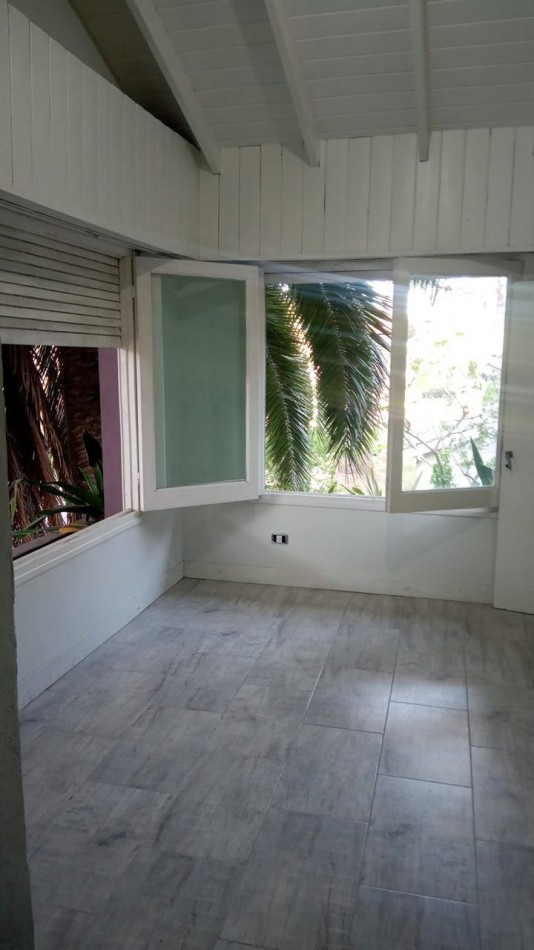 VENTA CASA CHALET EN PINAMAR!! IMPORTANTE VIVIENDA A LA VENTA! 