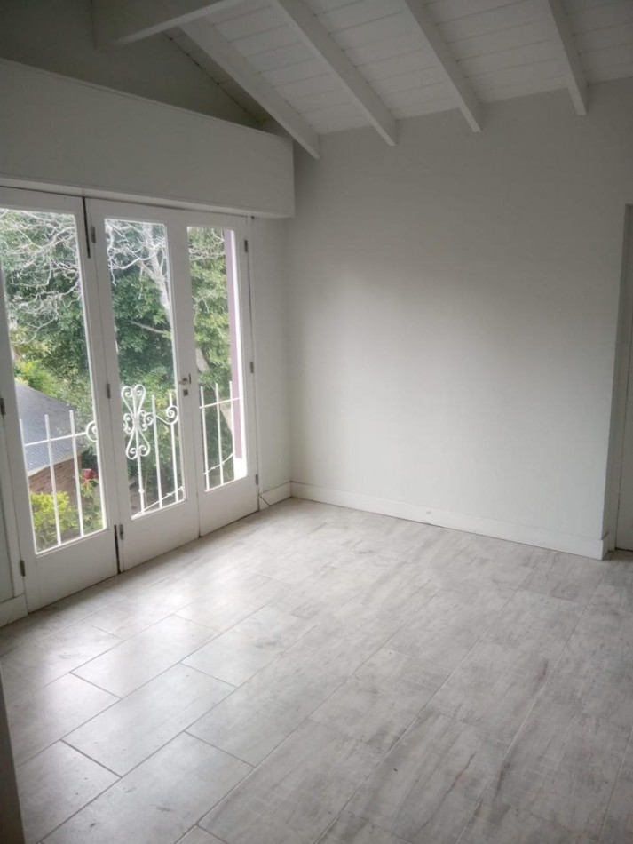 VENTA CASA CHALET EN PINAMAR!! IMPORTANTE VIVIENDA A LA VENTA! 