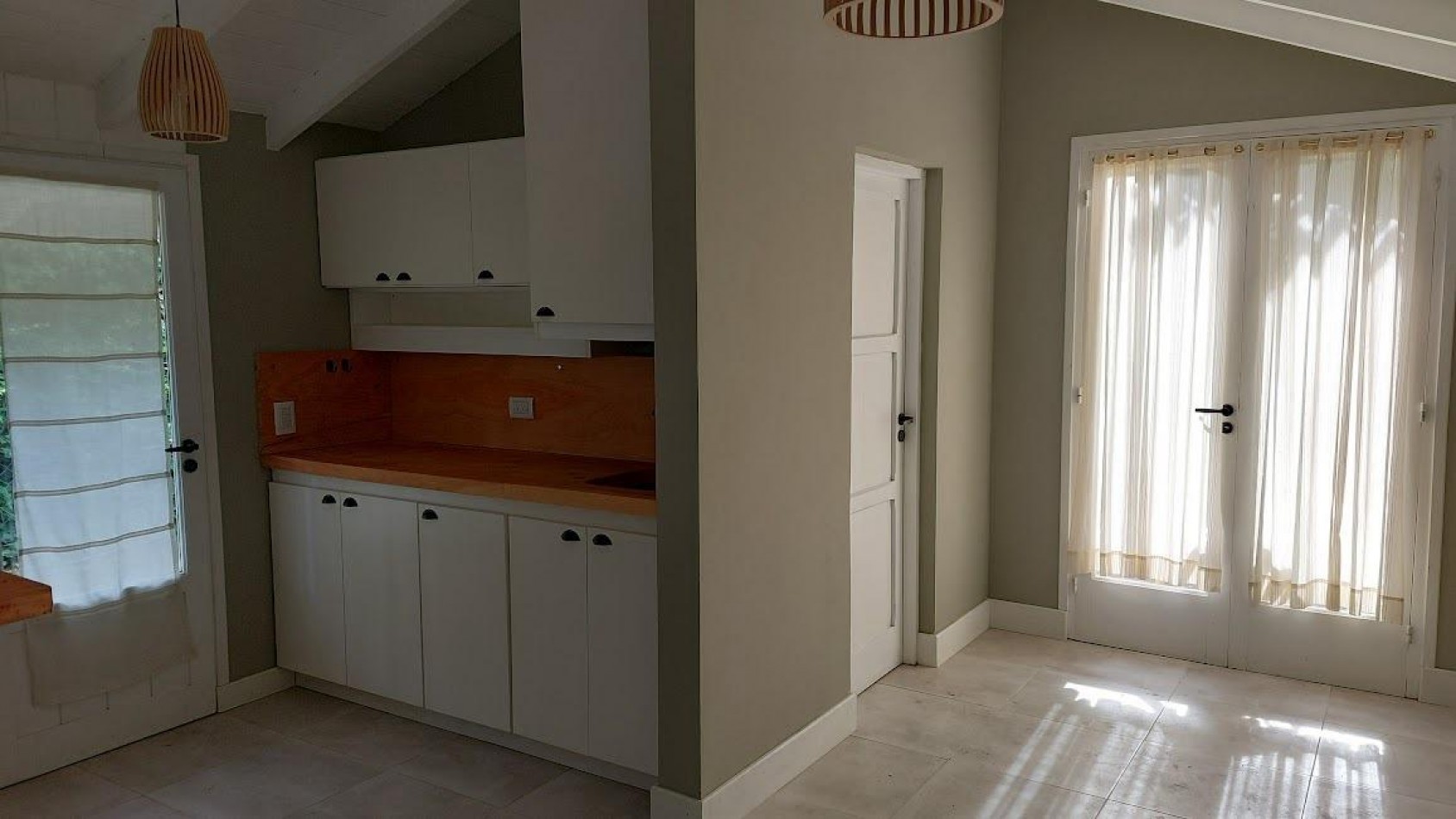 VENTA CASA CHALET EN PINAMAR!! IMPORTANTE VIVIENDA A LA VENTA! 