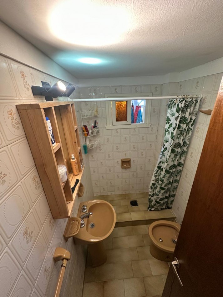 OPORTUNIDAD VENTA  DEPARTAMENTO 3 AMB CON COCHERA A 100 MTS DEL MAR!!