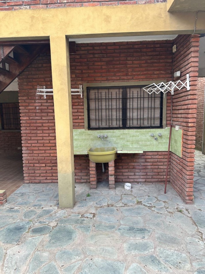  VENTA CASA EN ZONA CENTRO VILLA GESELL