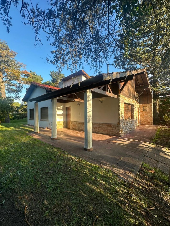 CHALET EN VENTA EN VILLA GESELL