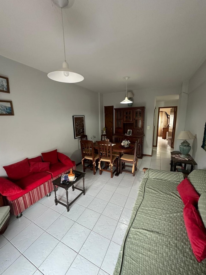 DEPARTAMENTO EN VENTA 2 AMBIENTES CON COCHERA 