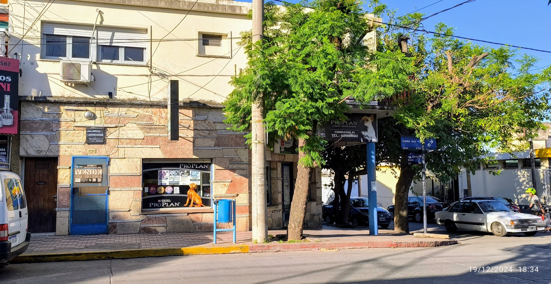 Oportunidad de inversion! Vendo Local + Depto P.A, sobre Av. Santa Ana (Alto Alberdi)