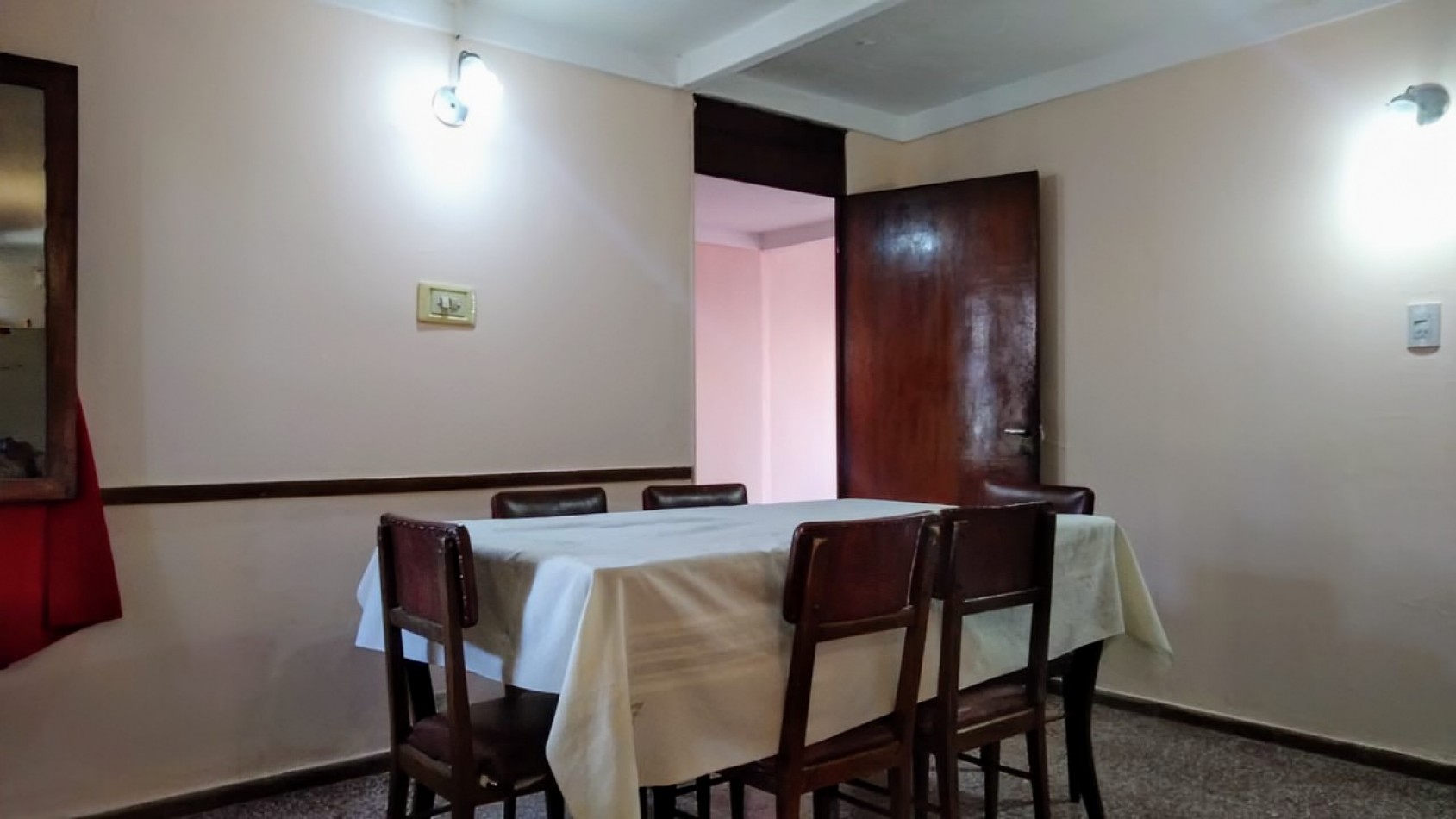 Rebajada oportunidad de Venta! Casa  mas monoambiente- Alto Alberdi -Cba