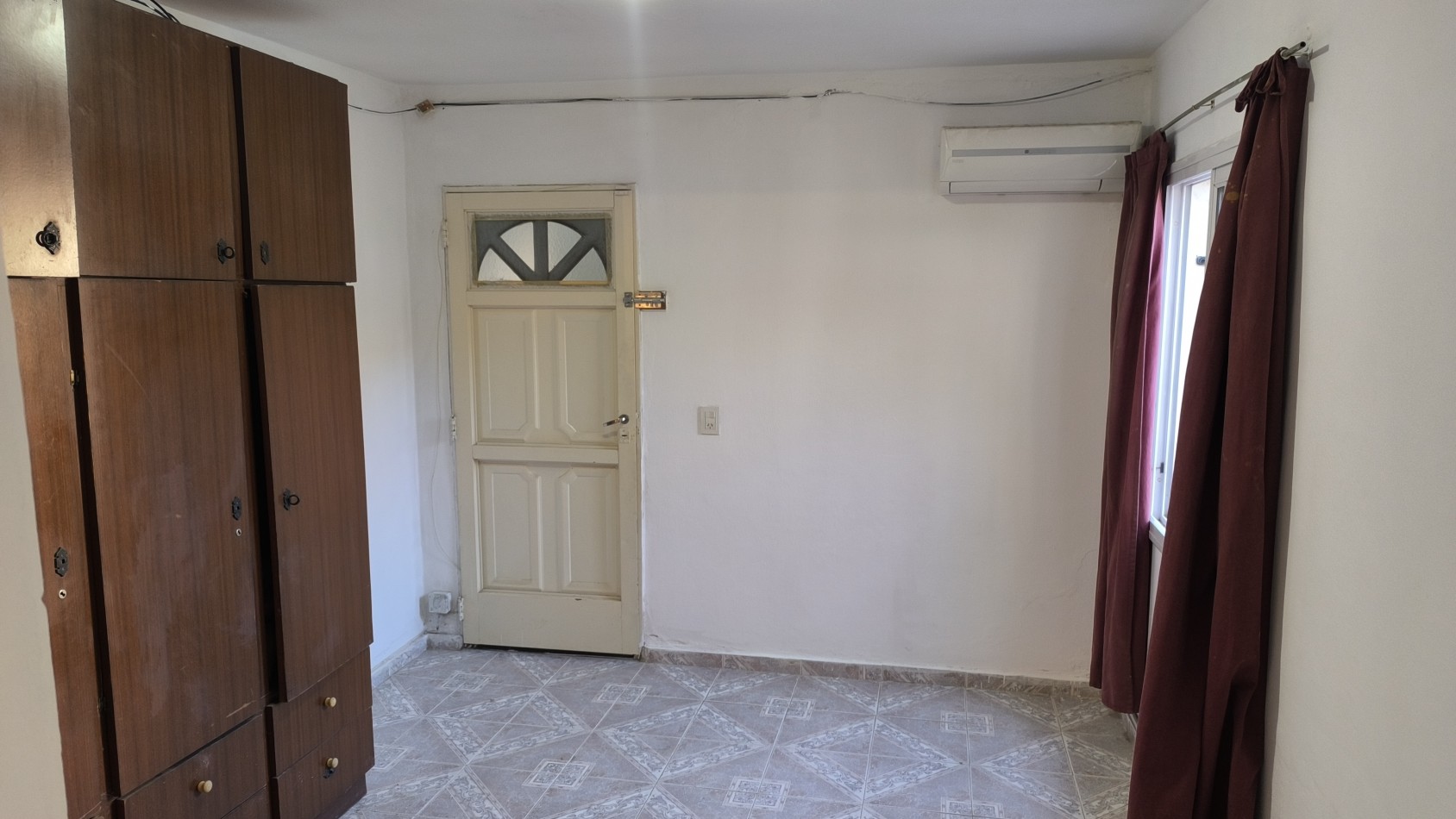 REBAJADA  casa de 3 dorm./ 2 baños-Villa Carlos Paz 