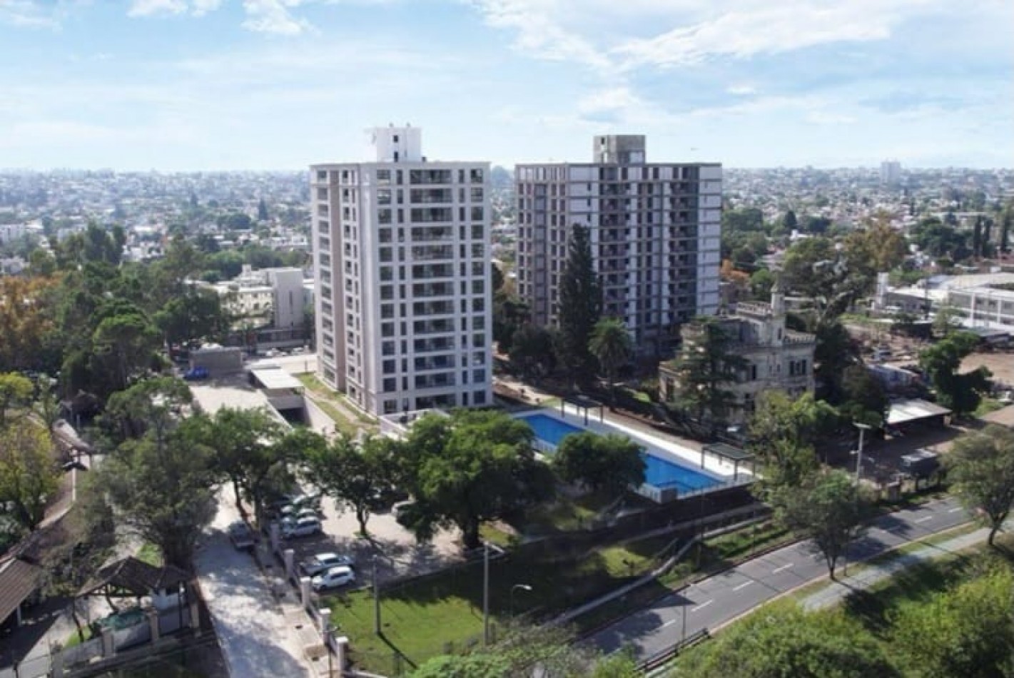Venta de hermoso departamento en Condominio de lujo Opera Park  ENTREGA INICIAL 40% POSESION 2025