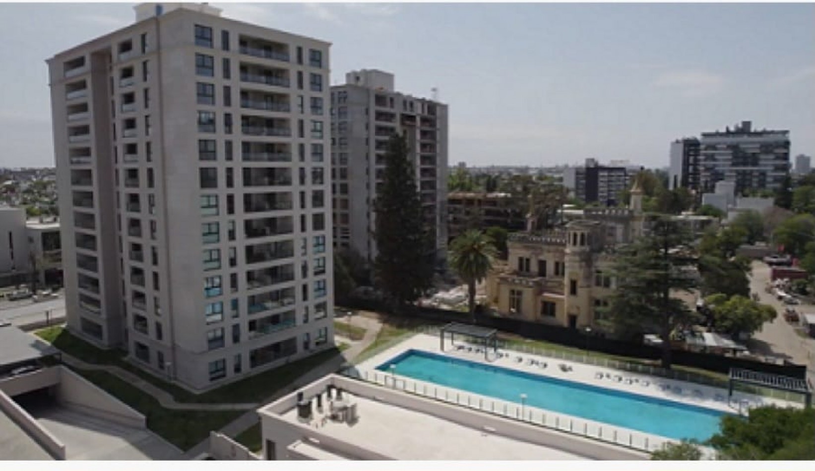 Venta de hermoso departamento en Condominio de lujo Opera Park  ENTREGA INICIAL 40% POSESION 2025
