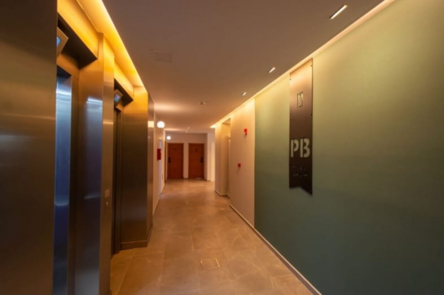 Venta de hermoso departamento en Condominio de lujo Opera Park  ENTREGA INICIAL 40% POSESION 2025