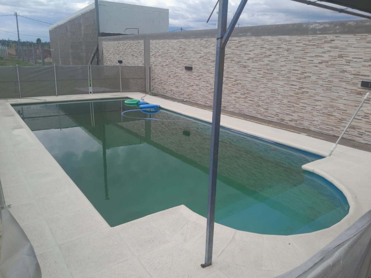 LOTE CON PISCINA BARRIO PRIVADO LAS LAJAS EN VENTA