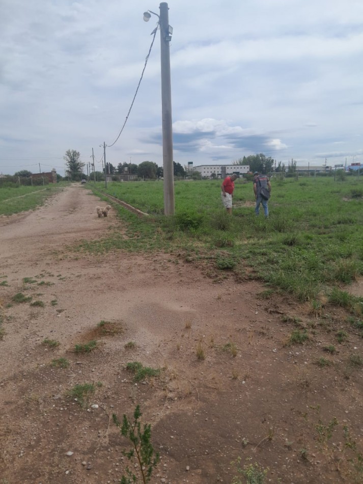 LOTE ESQUINA EN VENTA FRENTE AL AUTODROMO BARRIO PRIVADO LAS LAJAS