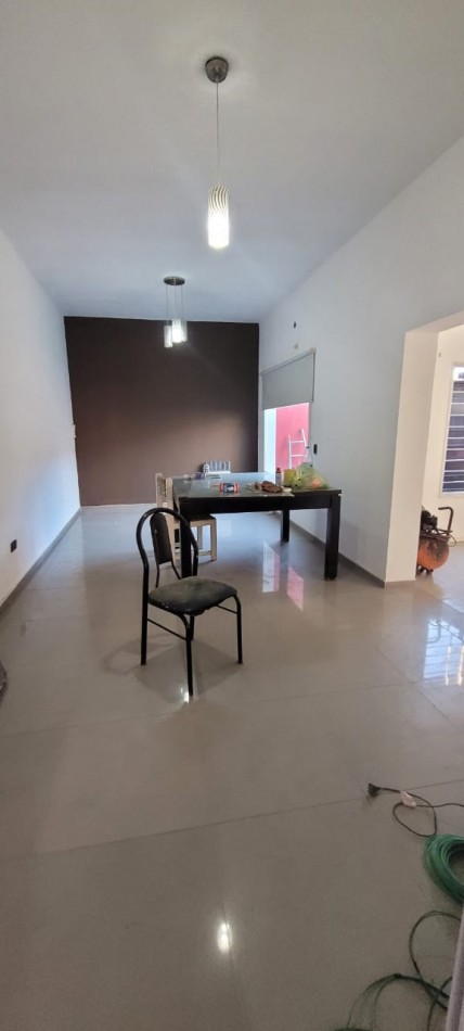 CASA EN VENTA EN LOS LAPACHOS 