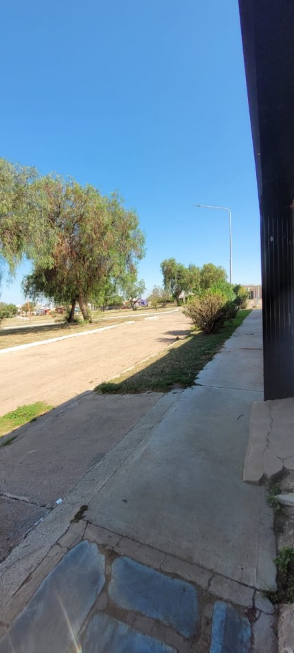 CASA EN VENTA EN LOS LAPACHOS 