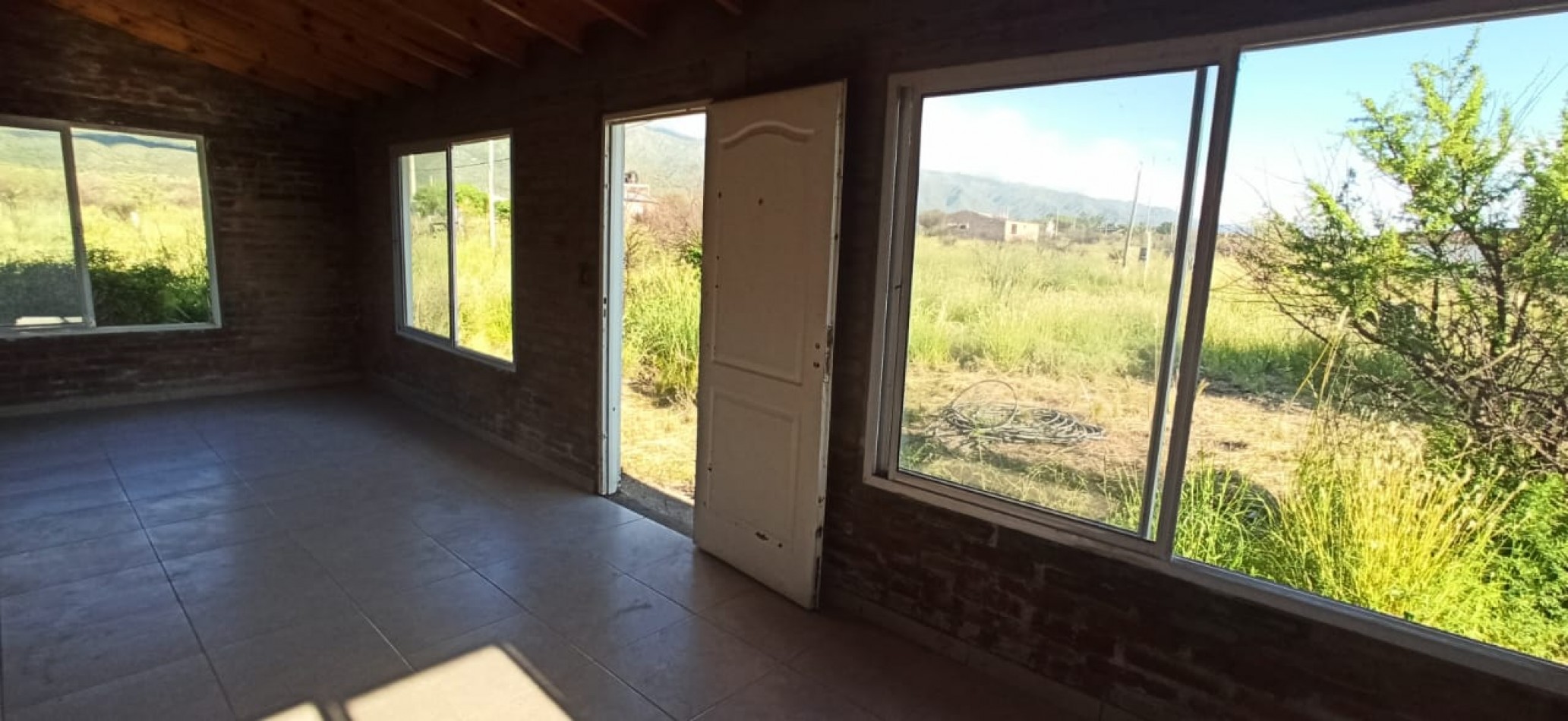 4 CABAÑAS Y 1 CASA A TERMINAR SIERRAS MARIANAS