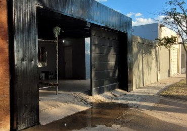 CASA EN VENTA EN LOS LAPACHOS 
